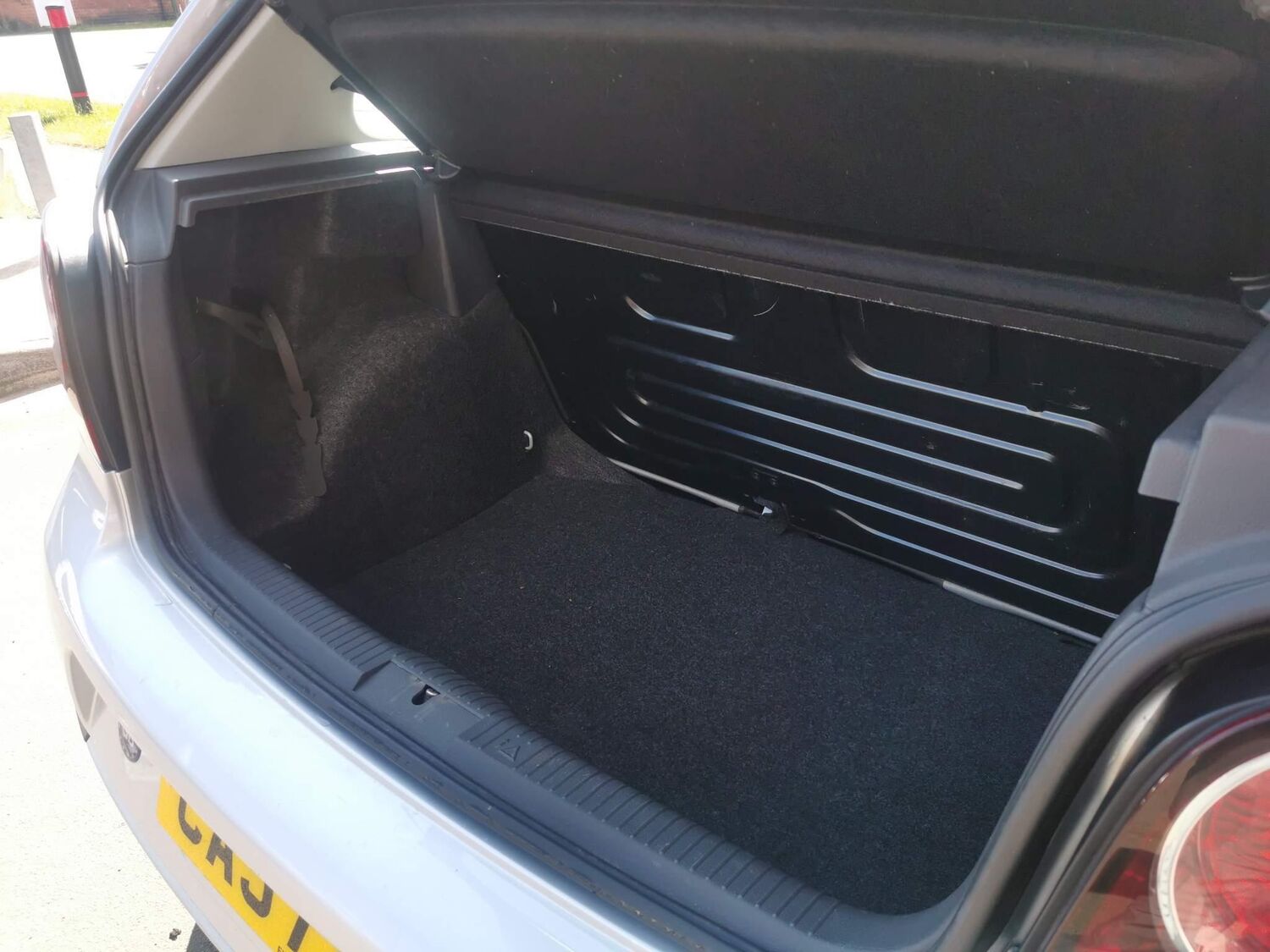 Used VOLKSWAGEN POLO 2008 Silver in StourportonSevern, Worcestershire