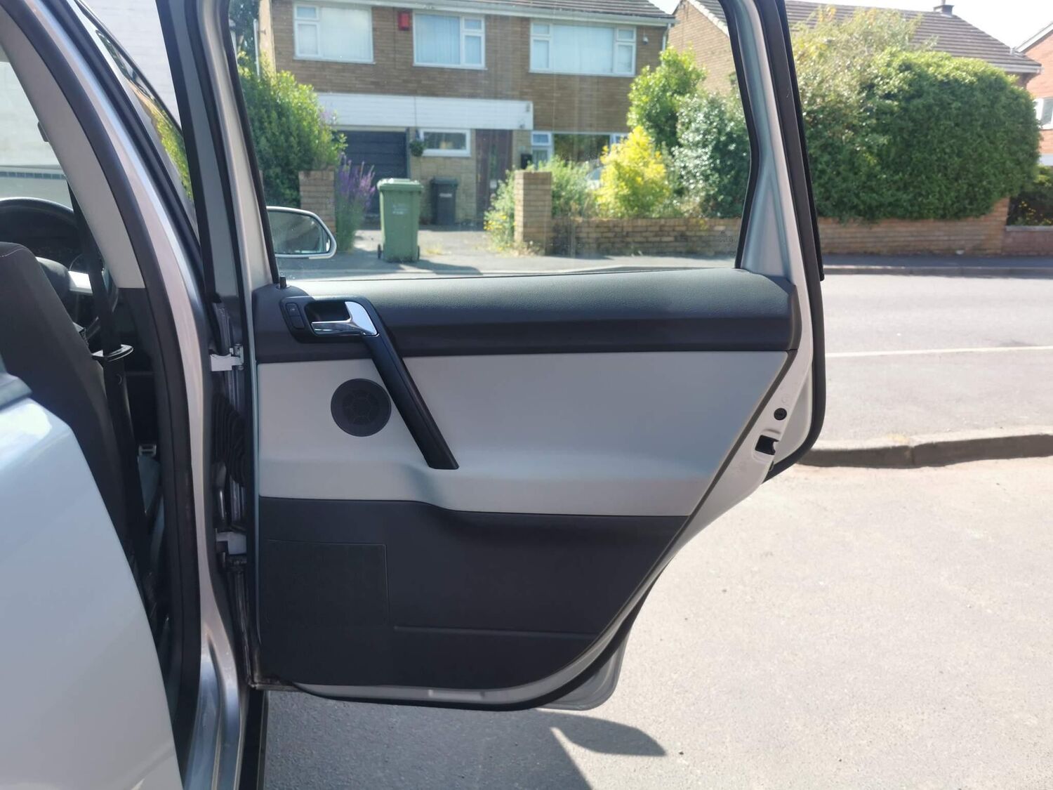 Used VOLKSWAGEN POLO 2008 Silver in StourportonSevern, Worcestershire